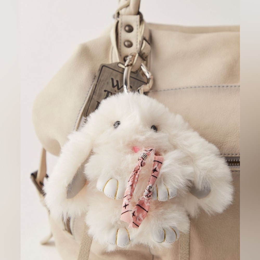 Free People Fluffy Rabbit Bag Charm. SOLD OUT!!! NWT!!!